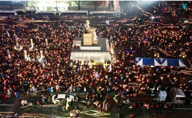  بزرگترین تجمع مخالفان ریاست جمهوری در کوریای جنوبی